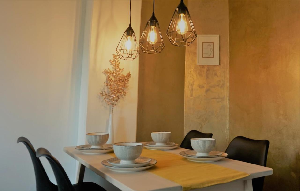 Goldrausch - Glanzvolle Ferienwohnung In Meissen Am Lutherplatz Екстер'єр фото